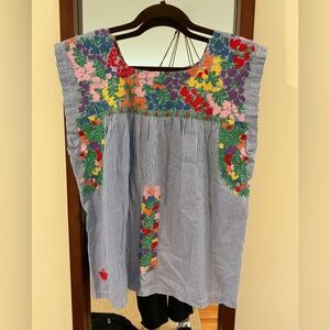 J. Marie Anna Maria Embroidered Mexican Top Soze Large